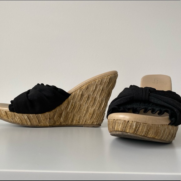 Aldo | Black Knotted Open Toe Wedges - Picture 7 of 11